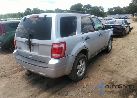 2012 Ford Escape Xlt z USA, uszkodzony, nr VIN 1FMCU0D77CKA27886